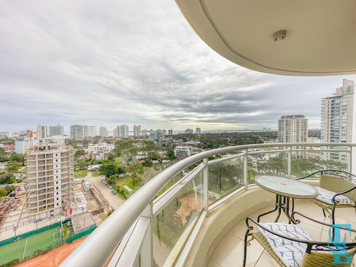 Apartamento ID.681 - Apartamento en Roosevelt, piso alto, 2 dormitorios