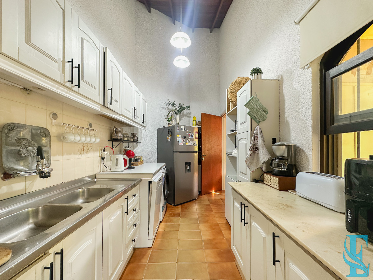 Casa ID.683 - Casa en Pinares, 3 dormitorios más dependencia