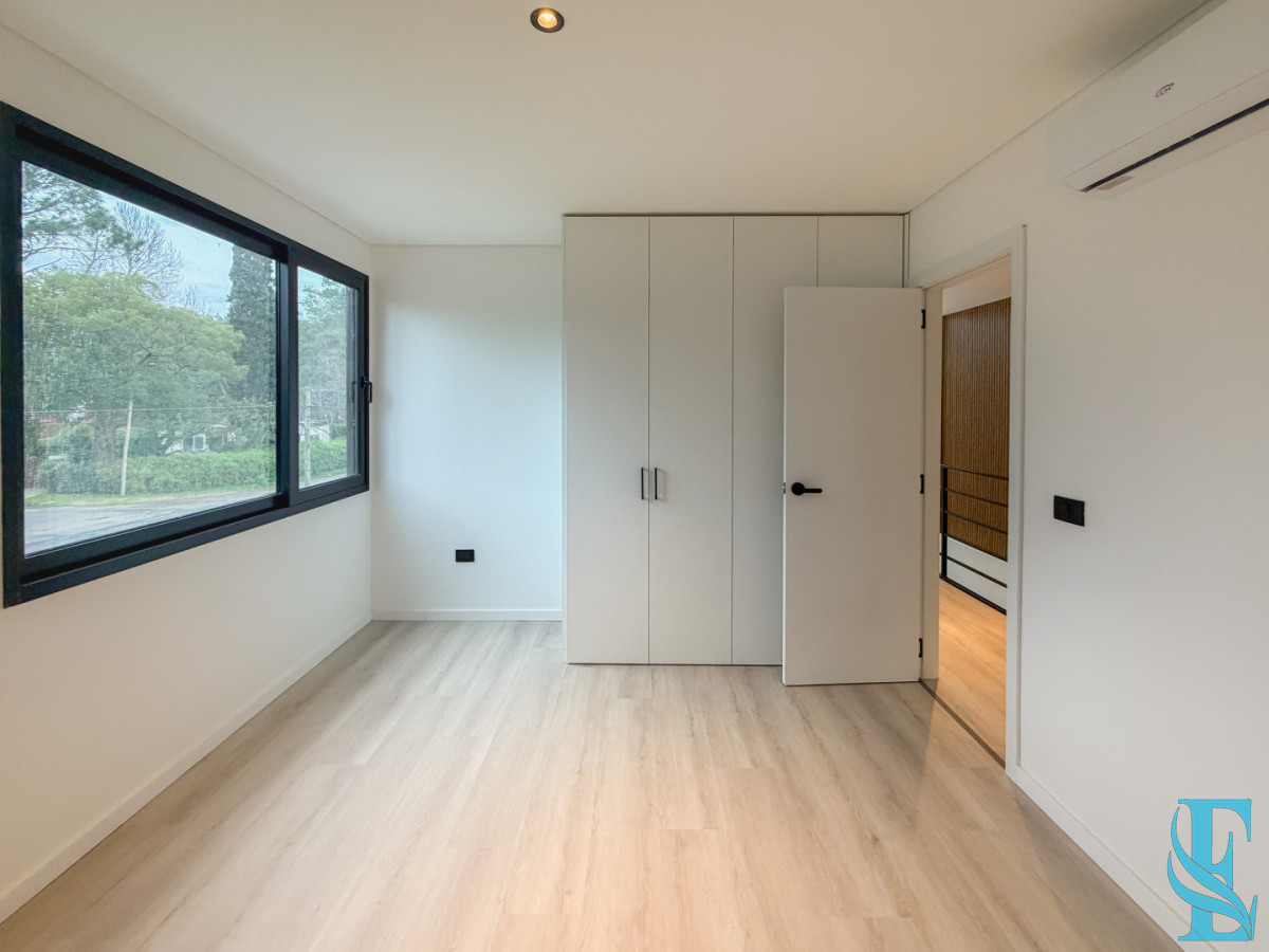 Casa ID.884 - Casa a estrenar en Barrio Córdoba, 3 dormitorios