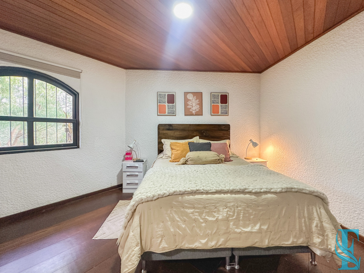Casa ID.683 - Casa en Pinares, 3 dormitorios más dependencia