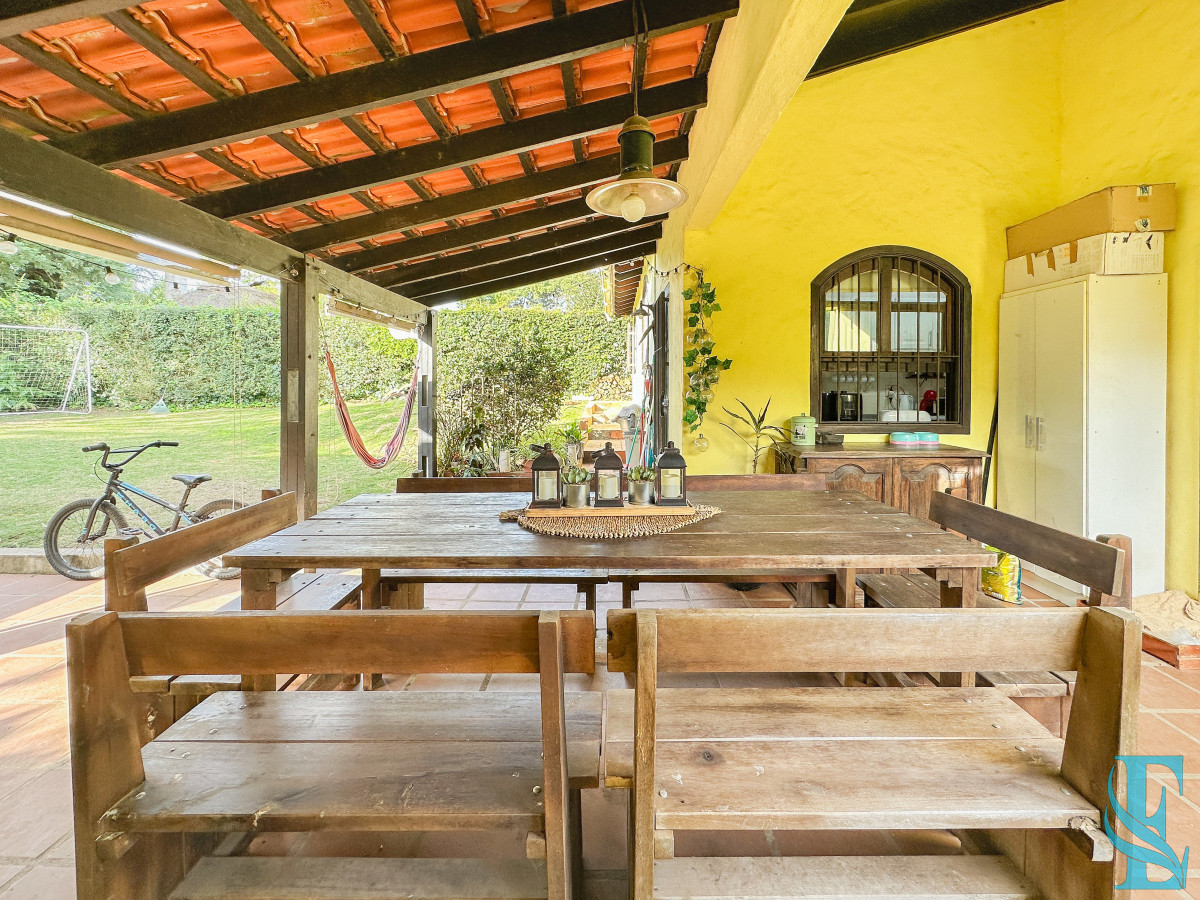 Casa ID.683 - Casa en Pinares, 3 dormitorios más dependencia