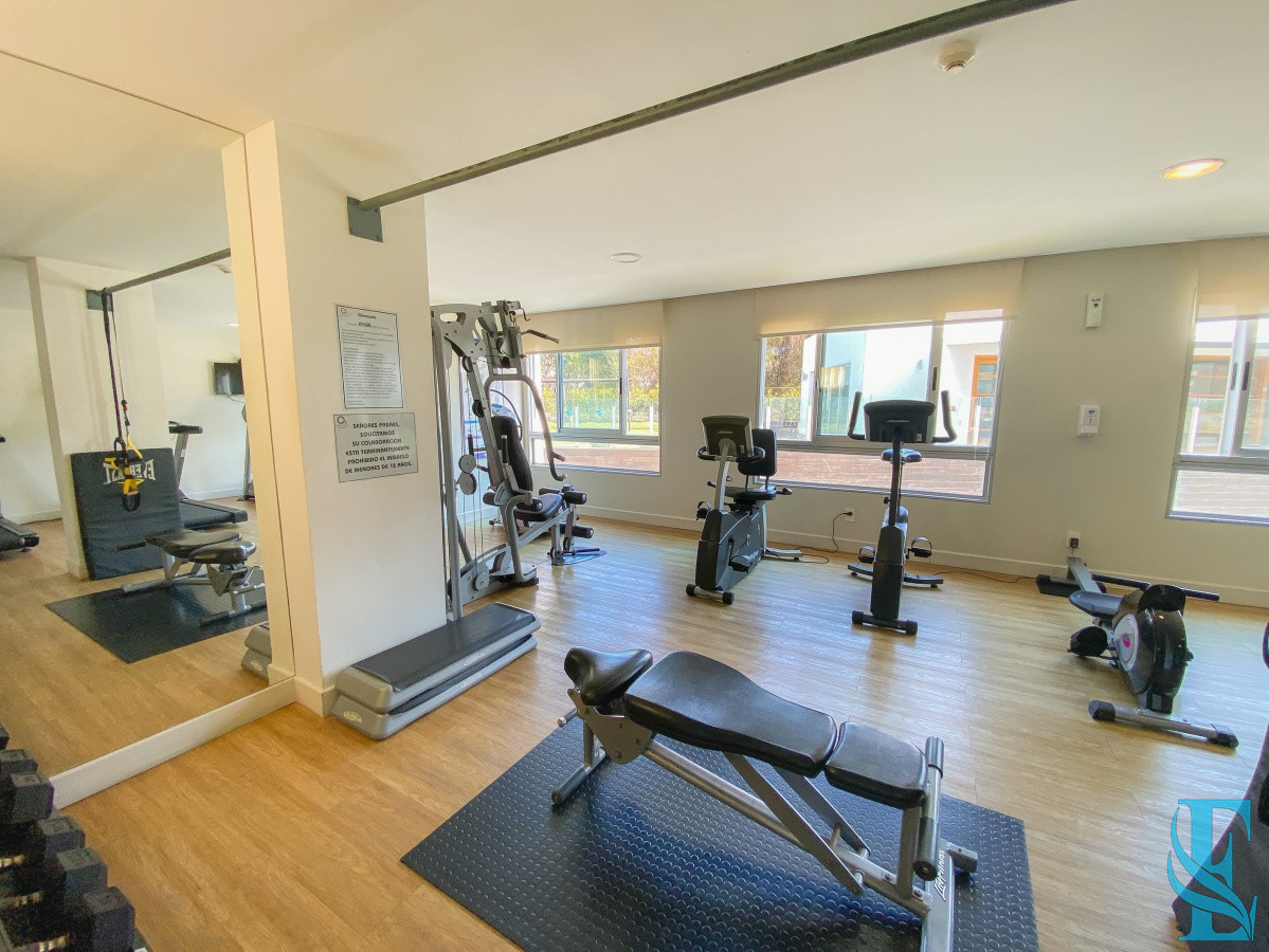 Apartamento ID.681 - Apartamento en Roosevelt, piso alto, 2 dormitorios