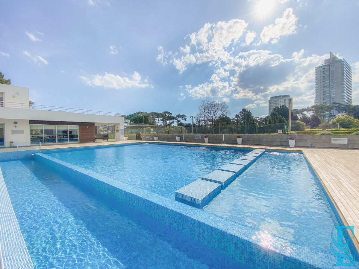 Apartamento ID.681 - Apartamento en Roosevelt, piso alto, 2 dormitorios