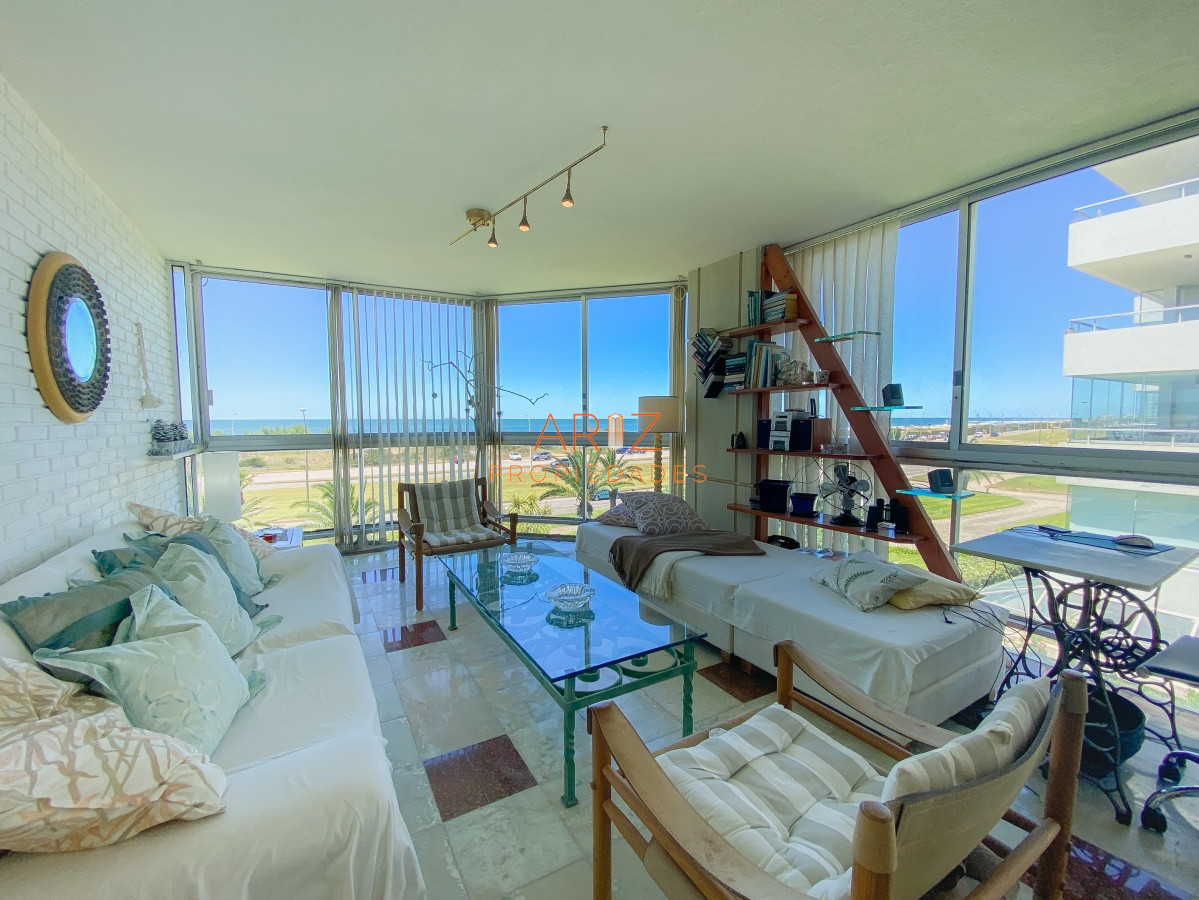Apartamento ID.2128 - Apartamento esquinero frente al Océano, 2 dormitorios