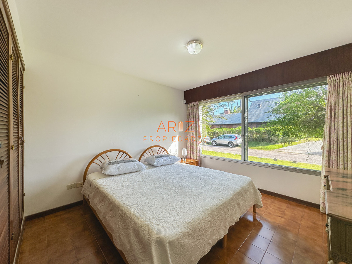 Casa ID.2168 - Casa en Mansa, 3 dormitorios y servicio