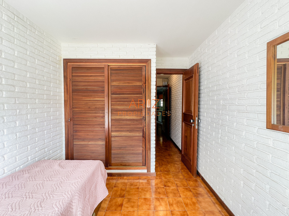 Casa ID.2168 - Casa en Mansa, 3 dormitorios y servicio