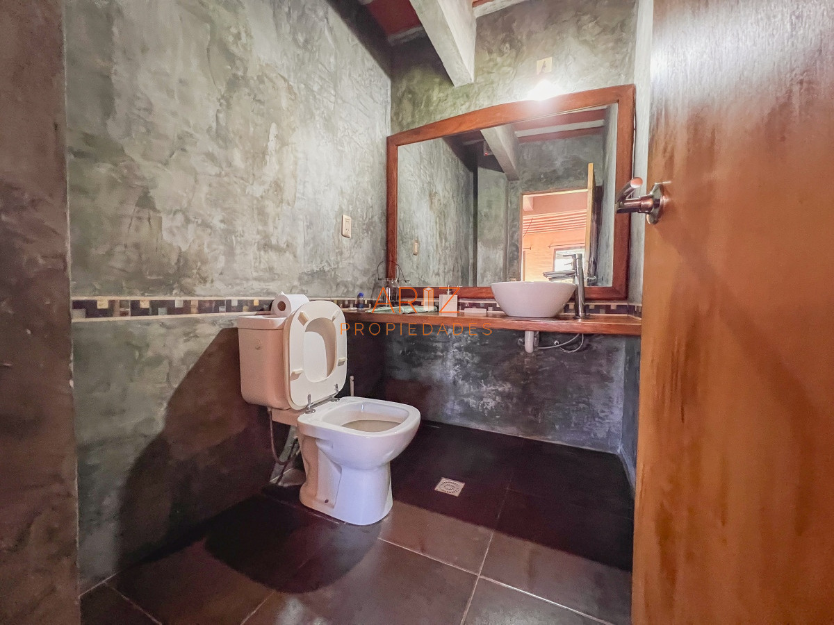 Casa ID.1968 - Casa en Barrio Córdoba, 5 dormitorios