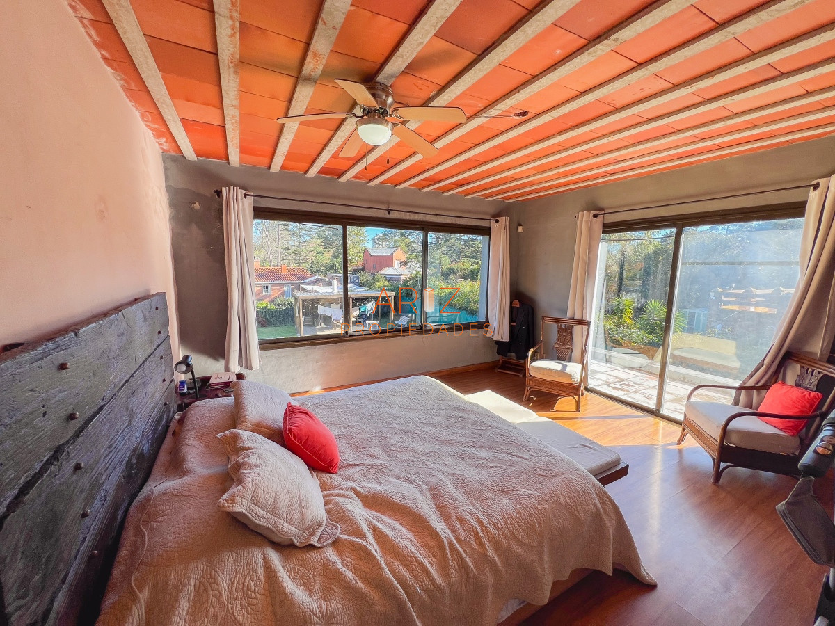 Casa ID.1968 - Casa en Barrio Córdoba, 5 dormitorios