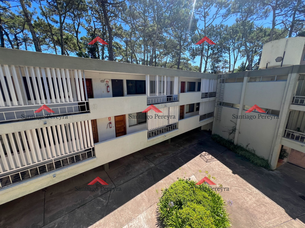 Apartamento ID.15588 - Apartamento en Mansa, 1 dormitorio y medio