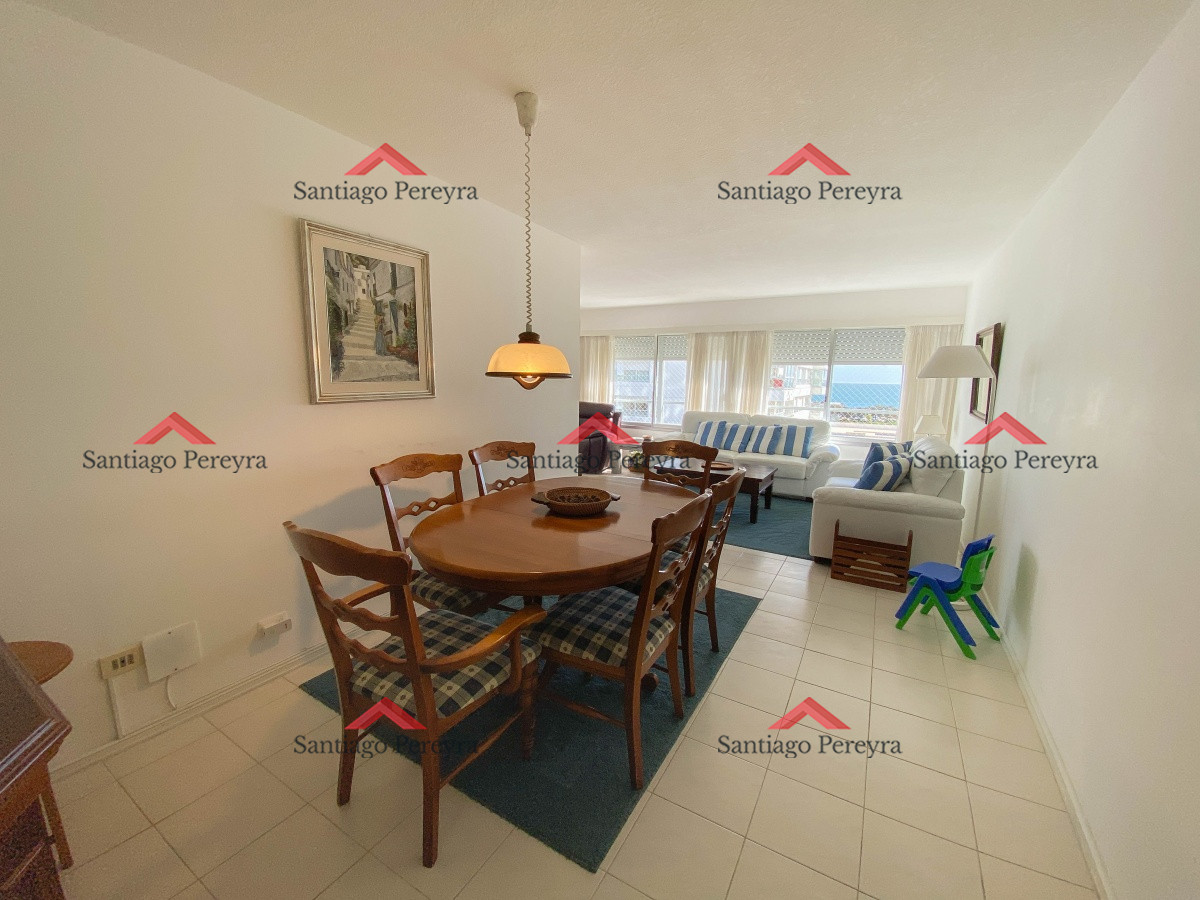 Apartamento ID.17099 - Oportunidad, Mansa, apartamento en primera linea de 3 dormitorios mas dependencia