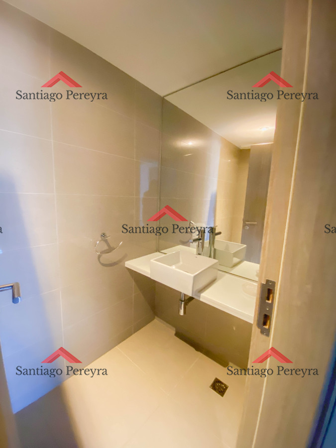 Apartamento ID.12868 - Piso alto con vista brava, dos suites