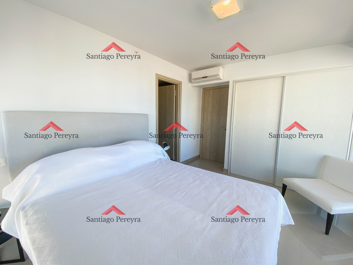 Apartamento ID.12868 - Piso alto con vista brava, dos suites