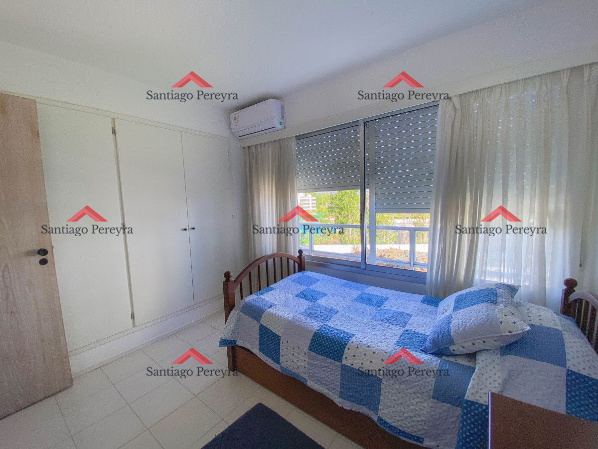Apartamento ID.17099 - Oportunidad, Mansa, apartamento en primera linea de 3 dormitorios mas dependencia