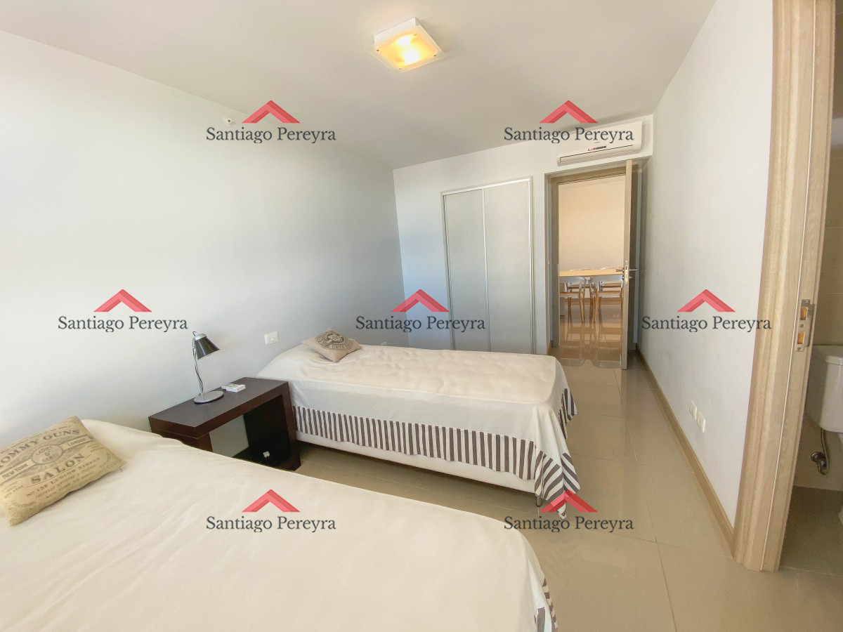 Apartamento ID.12868 - Piso alto con vista brava, dos suites