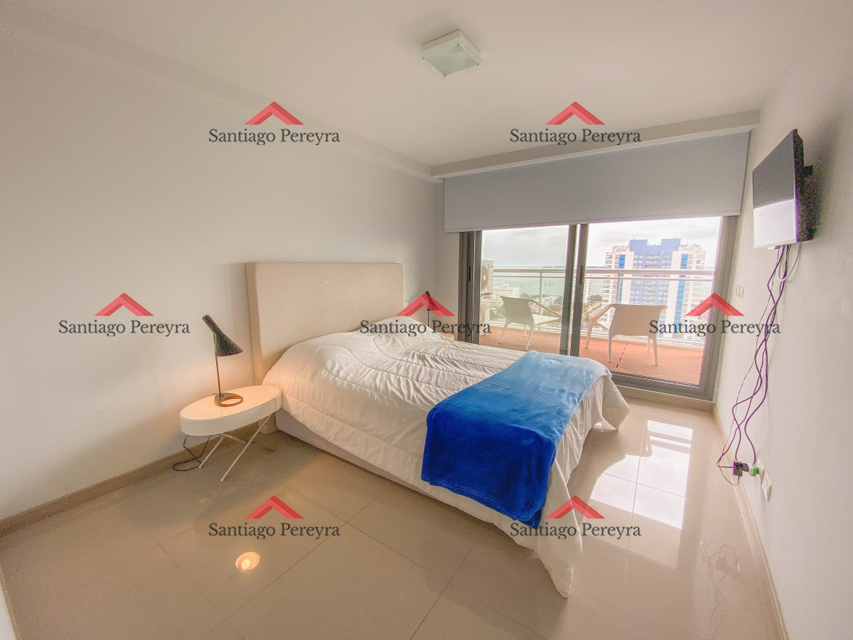 Apartamento ID.12867 - Apartamento de 1 dormitorio y medio con vista