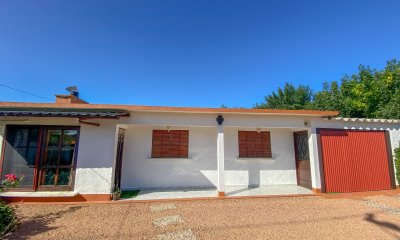 Casa en El Tesoro, 3 dormitorios más dependencia