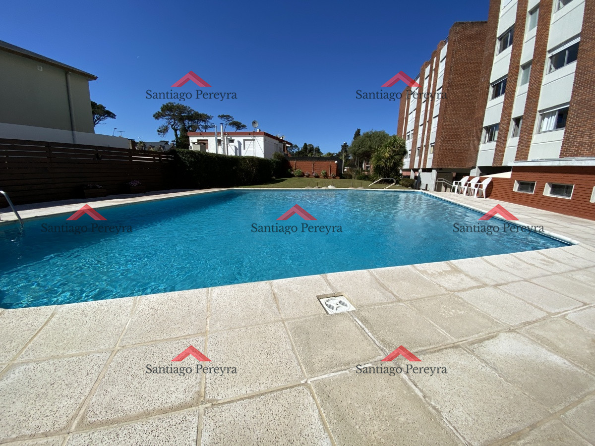 Apartamento ID.17245 - Apartamento en Mansa, 3 dormitorios y parrillero