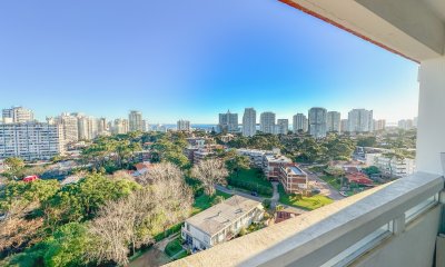 Apartamento en Aidy Grill, piso alto de 3 dormitorios