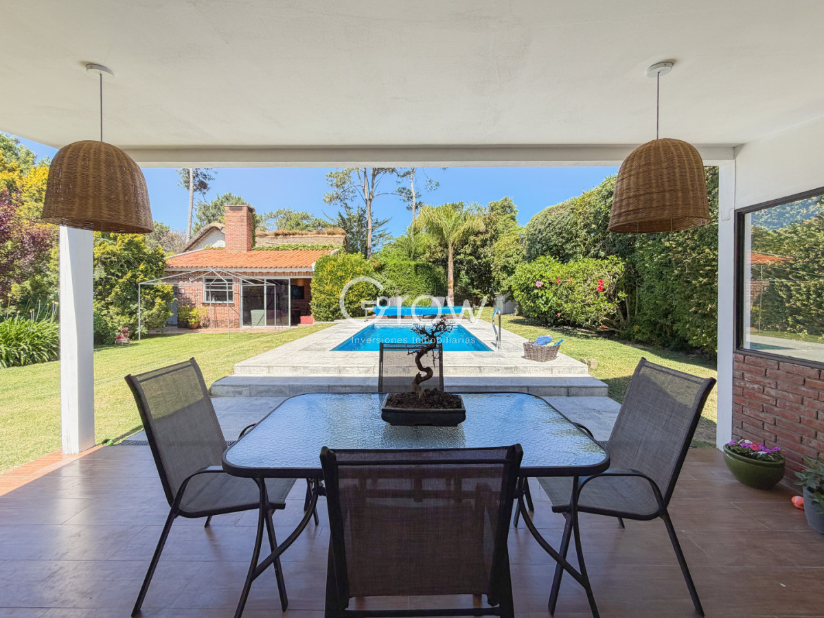 Casa ID.3290 - Casa en Pinares, 4 dormitorios y piscina climatizada