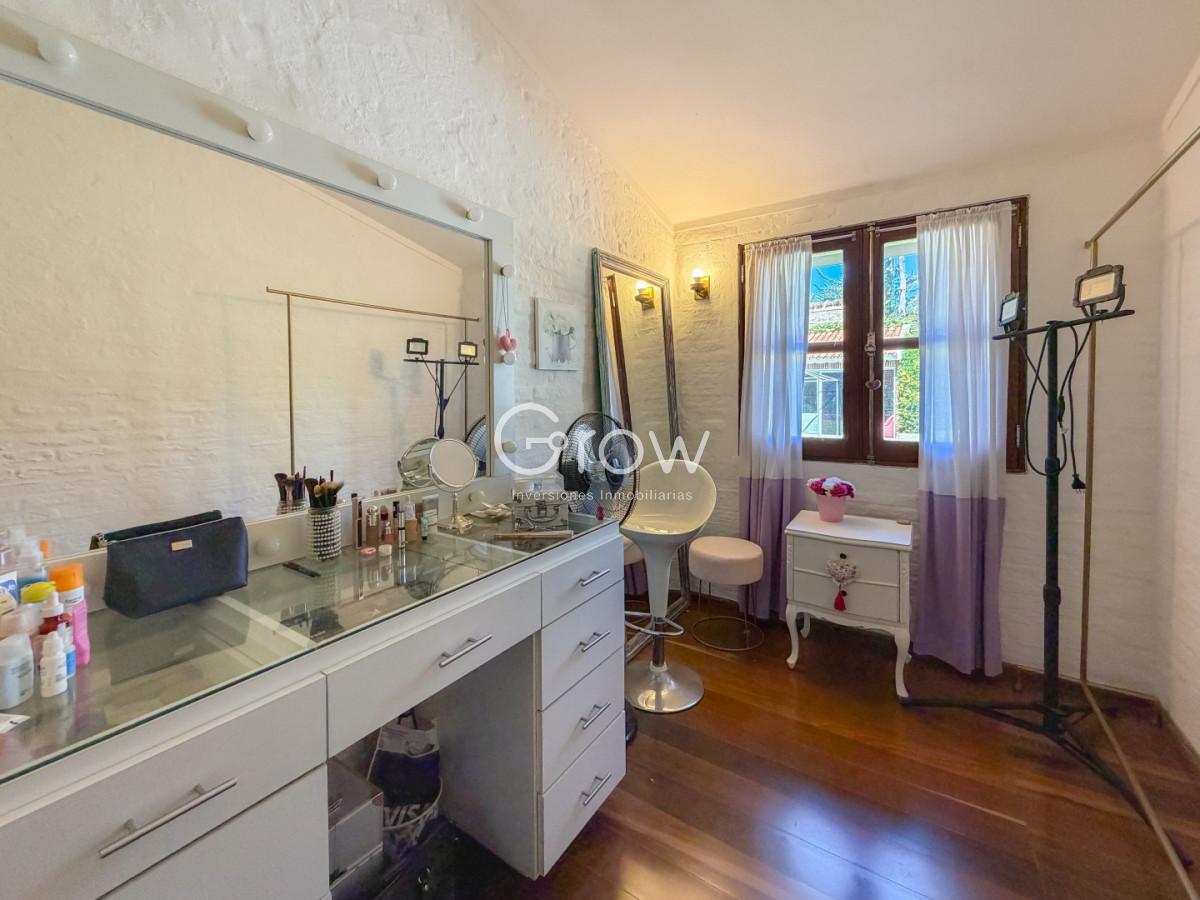 Casa ID.3290 - Casa en Pinares, 4 dormitorios y piscina climatizada