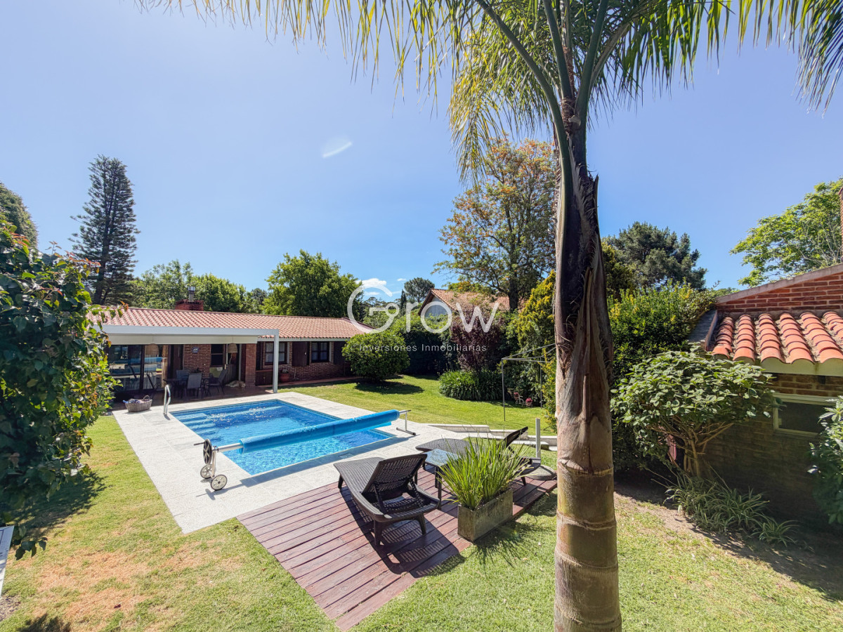 Casa ID.3290 - Casa en Pinares, 4 dormitorios y piscina climatizada