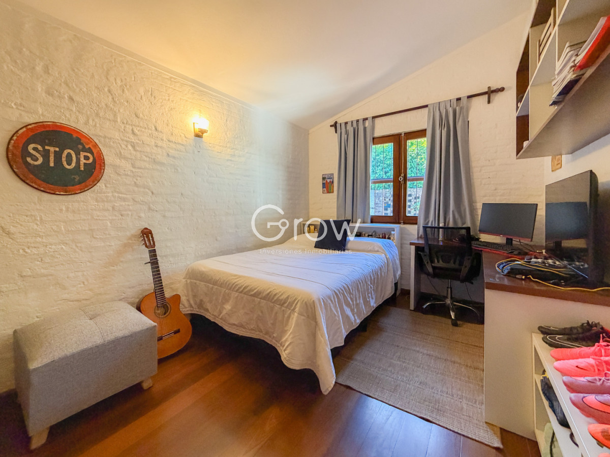 Casa ID.3290 - Casa en Pinares, 4 dormitorios y piscina climatizada