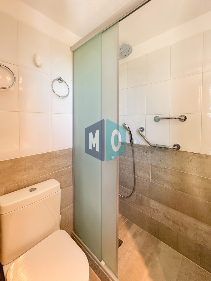 Apartamento ID.1092 - Apartamento en Roosevelt, piso alto, 2 dormitorios más dependencia