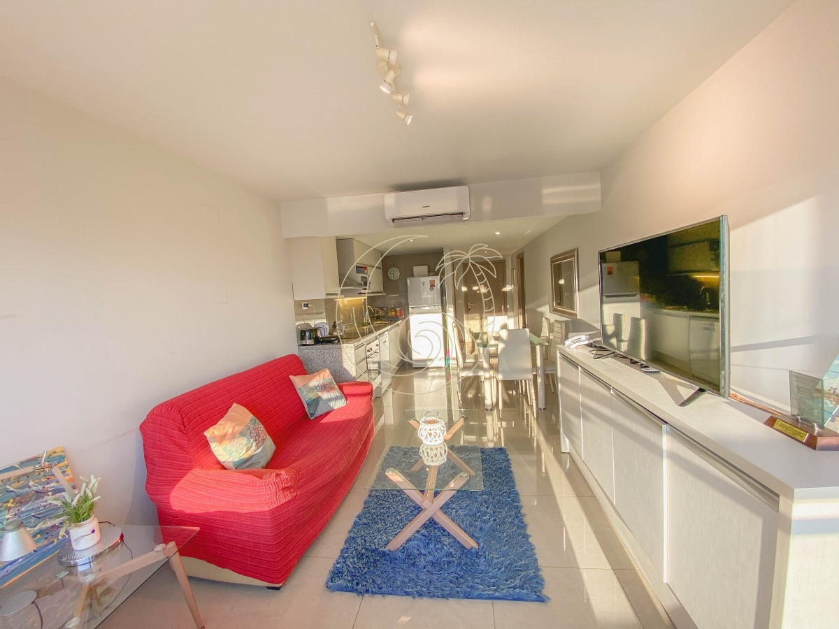 Apartamento ID.21092498 - 1 dormitorio y medio con servicios