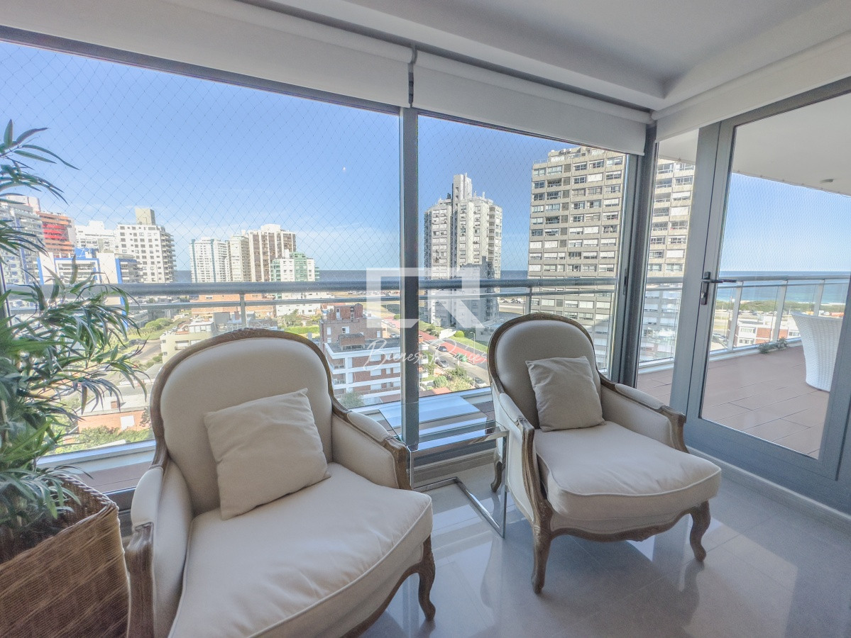 Apartamento ID.627 - Apartamento en Onix, 3 dormitorios con vista a playa brava