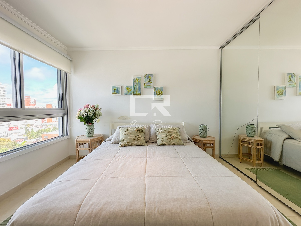 Apartamento ID.638 - Mansa, apartamento de 3 dormitorios más dependencia con parrillero