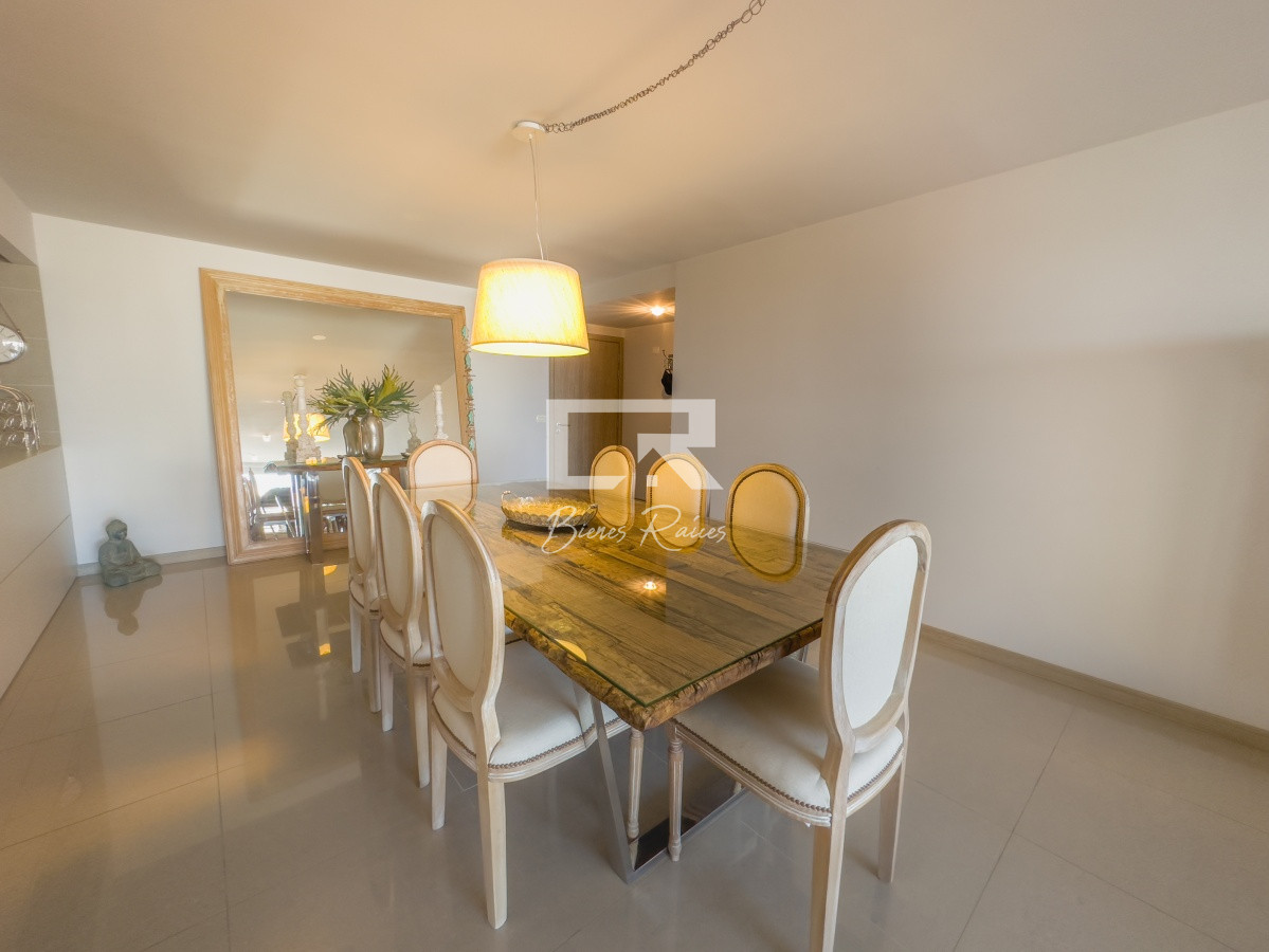 Apartamento ID.627 - Apartamento en Onix, 3 dormitorios con vista a playa brava