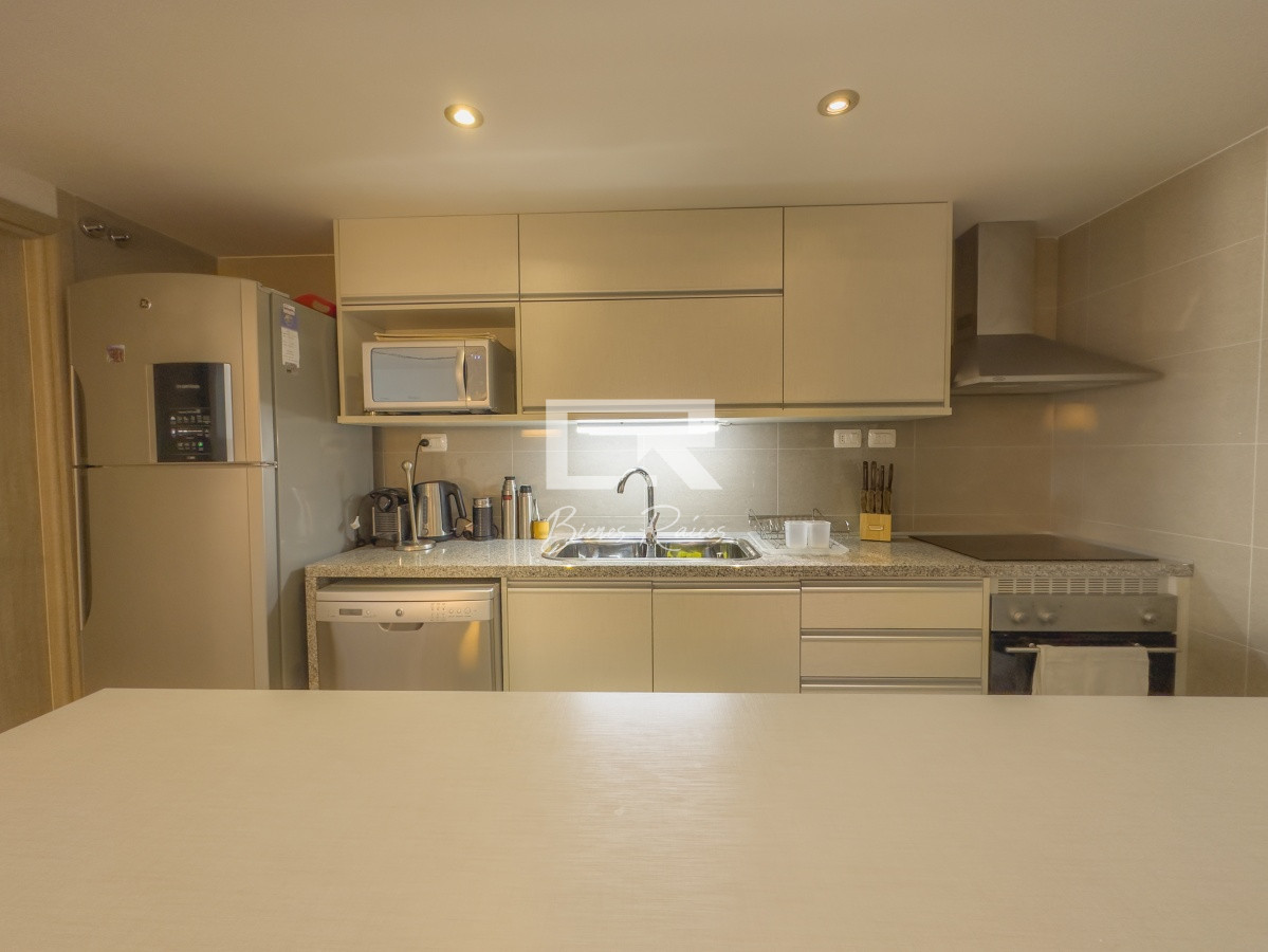 Apartamento ID.627 - Apartamento en Onix, 3 dormitorios con vista a playa brava