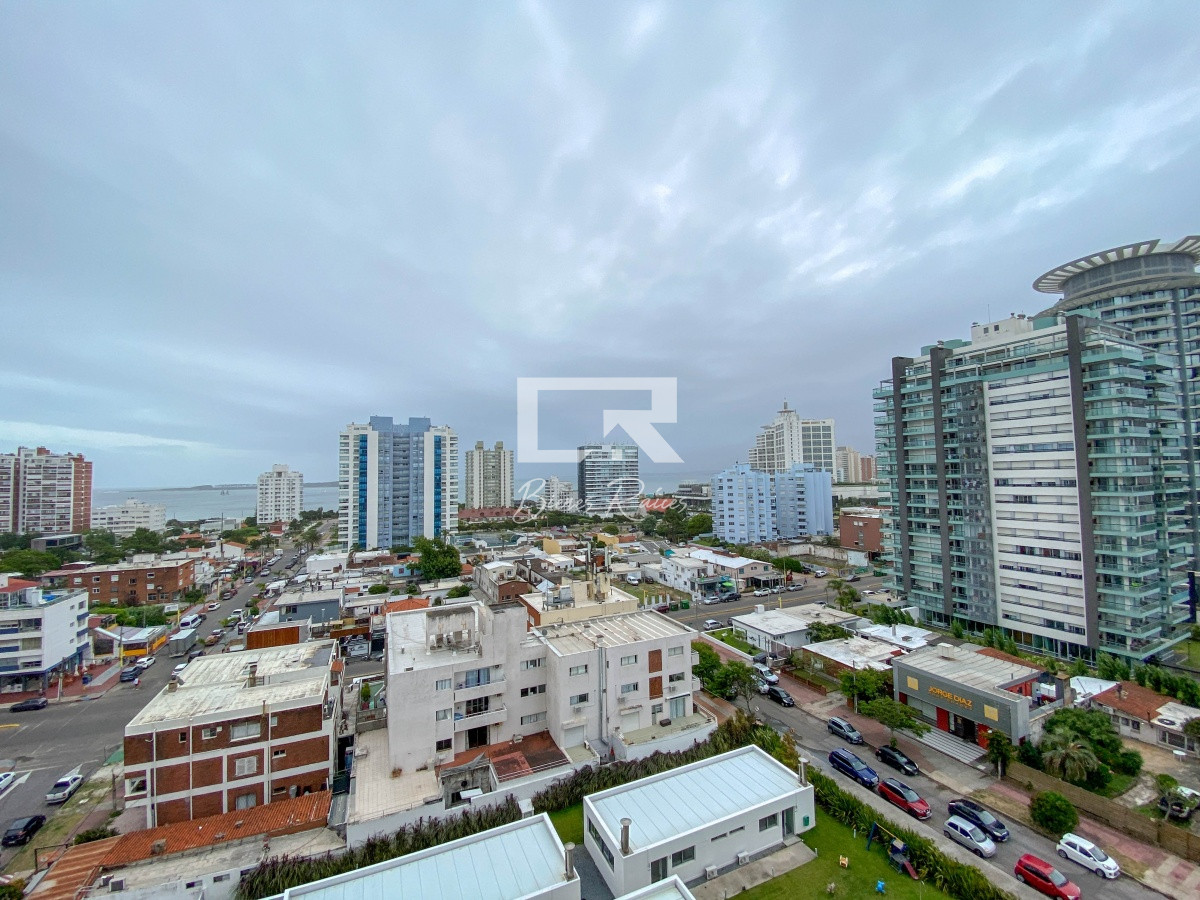 Apartamento ID.385 - 1 dormitorios y medio con vista y amenities