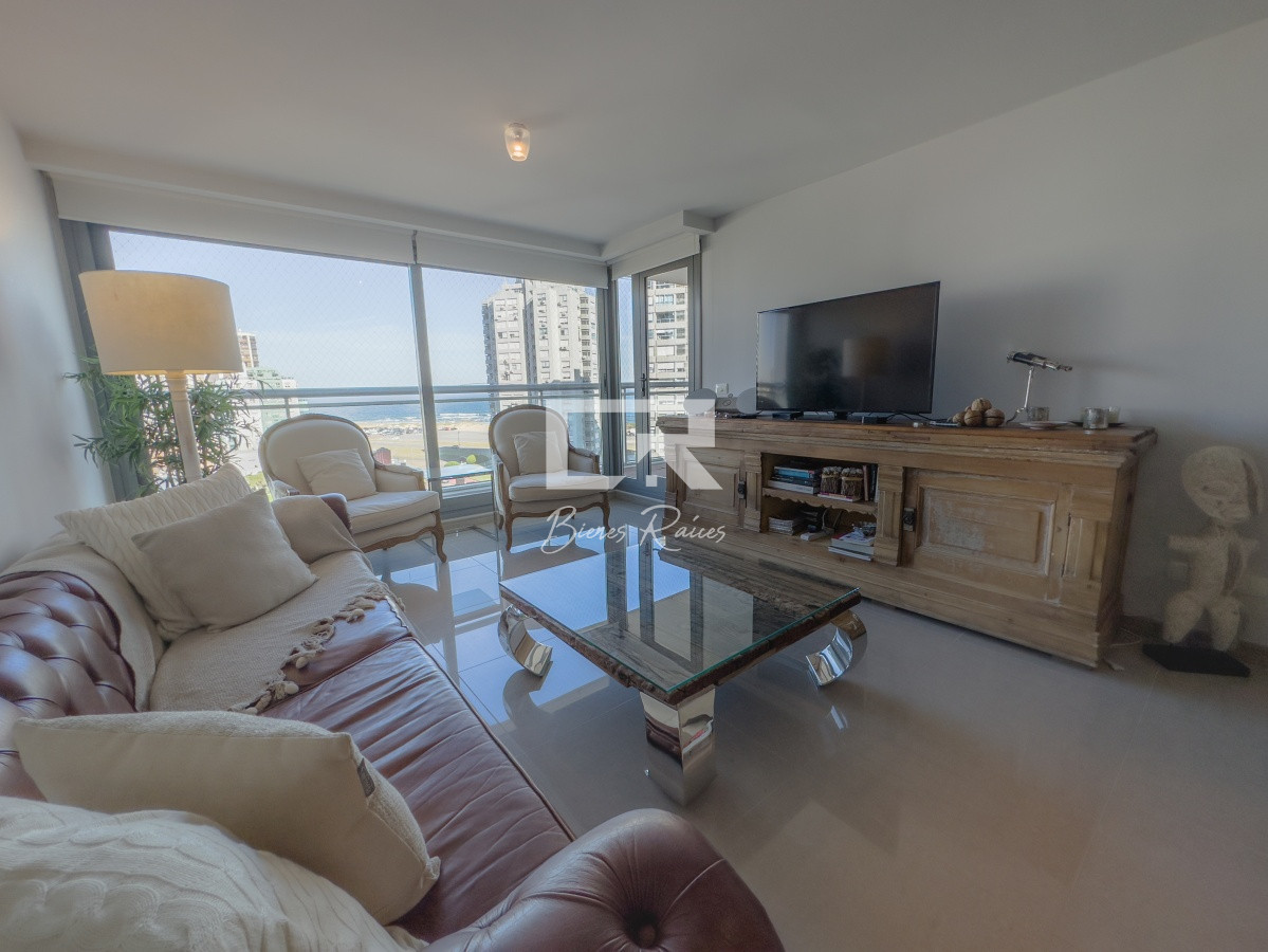 Apartamento ID.627 - Apartamento en Onix, 3 dormitorios con vista a playa brava
