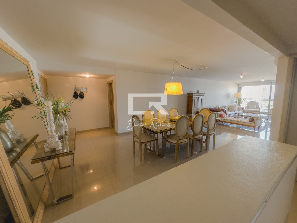 Apartamento ID.627 - Apartamento en Onix, 3 dormitorios con vista a playa brava
