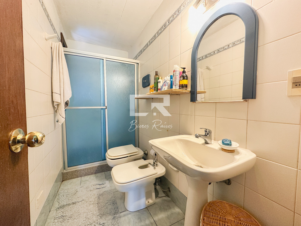 Casa ID.863 - Casa en Jardines de Córdoba, 3 suites más toilette