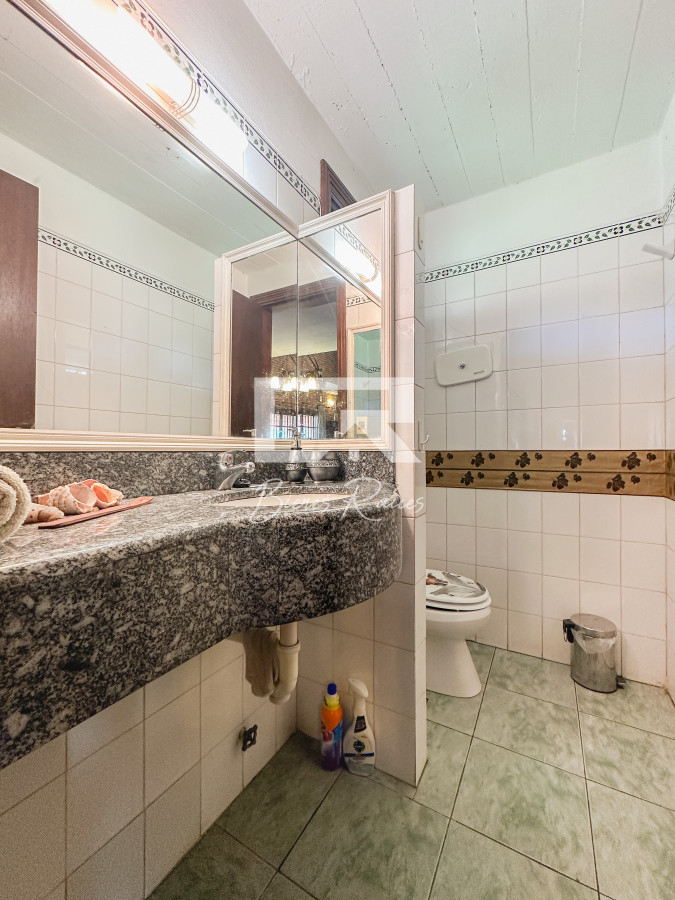 Casa ID.863 - Casa en Jardines de Córdoba, 3 suites más toilette