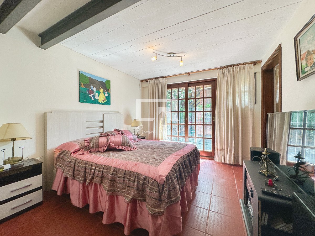 Casa ID.863 - Casa en Jardines de Córdoba, 3 suites más toilette