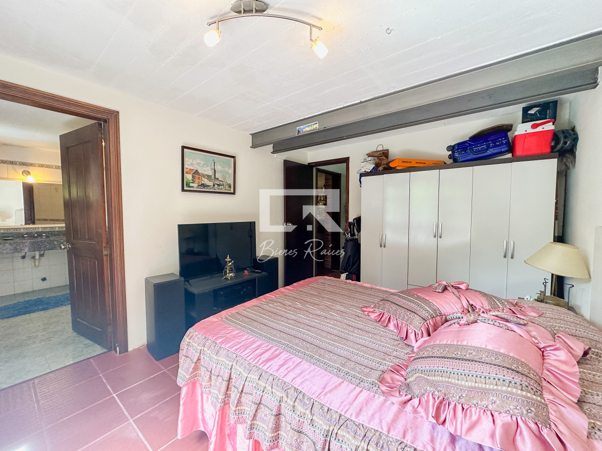 Casa ID.863 - Casa en Jardines de Córdoba, 3 suites más toilette