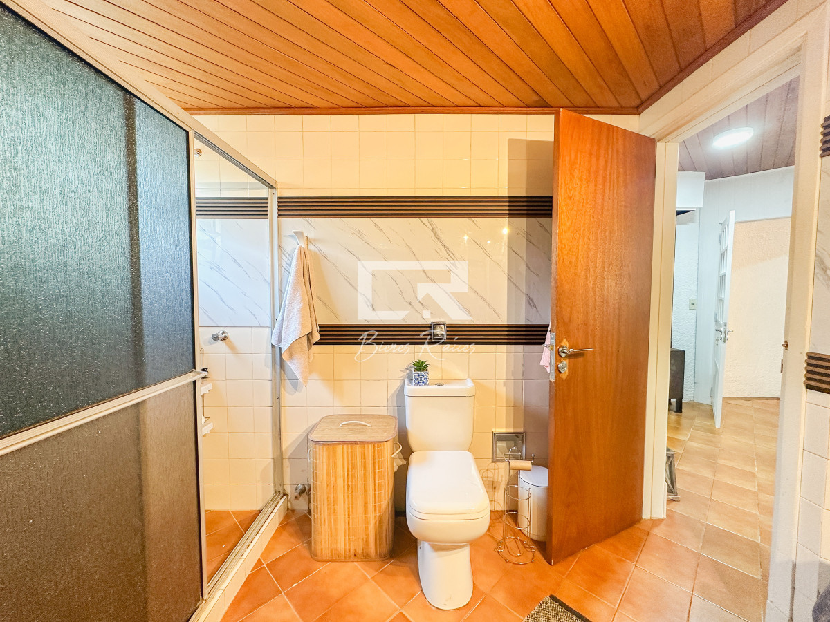 Casa ID.881 - Casa en Pinares, 3 dormitorios más dependencia