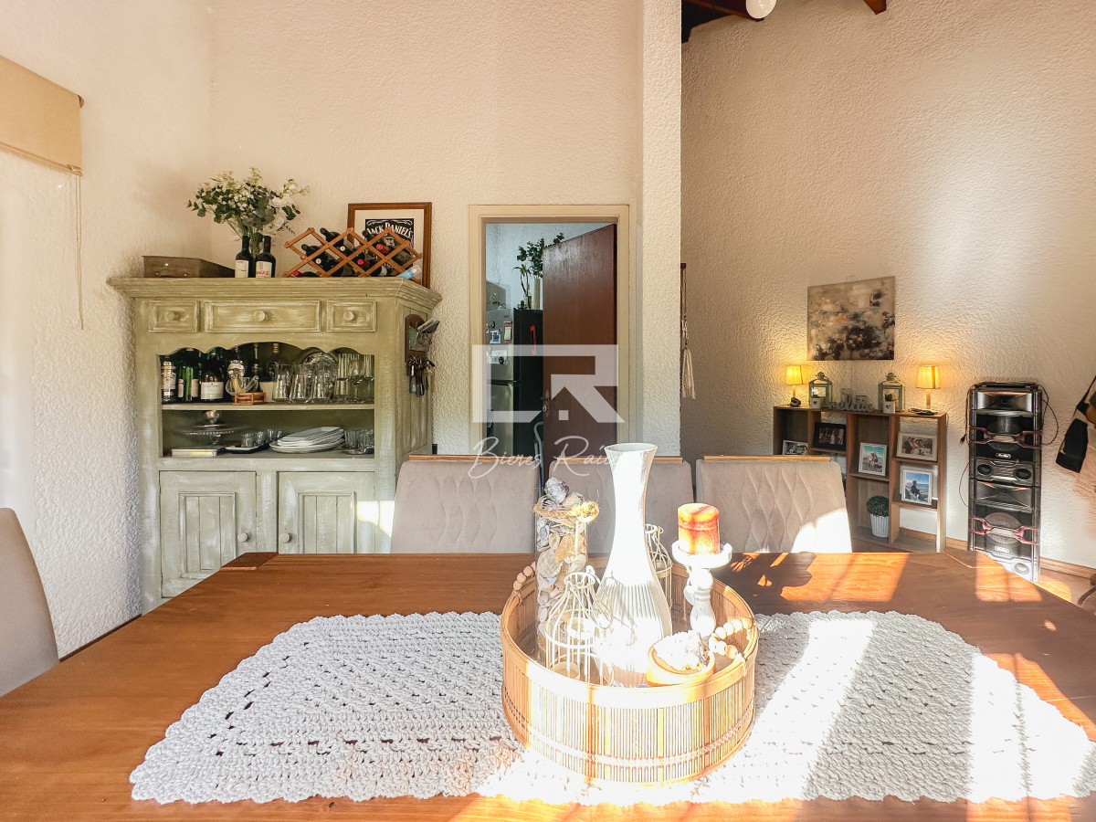 Casa ID.881 - Casa en Pinares, 3 dormitorios más dependencia