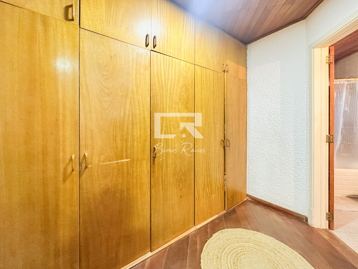 Casa ID.881 - Casa en Pinares, 3 dormitorios más dependencia