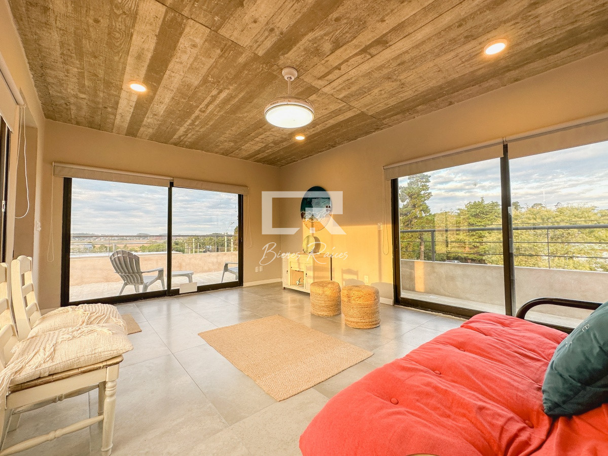Casa ID.187 - Casa con vista a Laguna del Diario, 3 dormitorios más dependencia y piscina