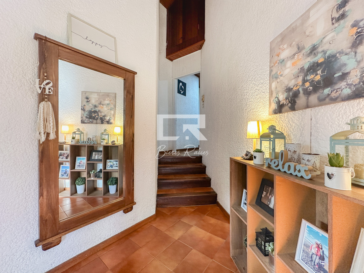 Casa ID.881 - Casa en Pinares, 3 dormitorios más dependencia