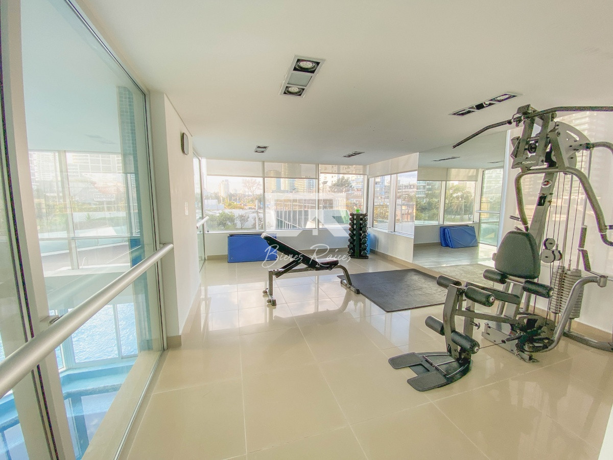 Apartamento ID.638 - Mansa, apartamento de 3 dormitorios más dependencia con parrillero