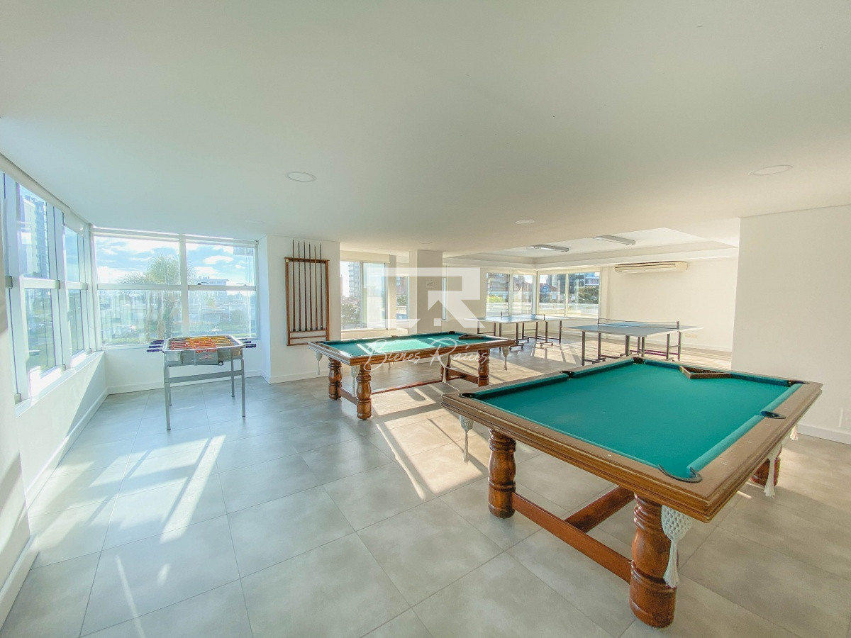 Apartamento ID.638 - Mansa, apartamento de 3 dormitorios más dependencia con parrillero