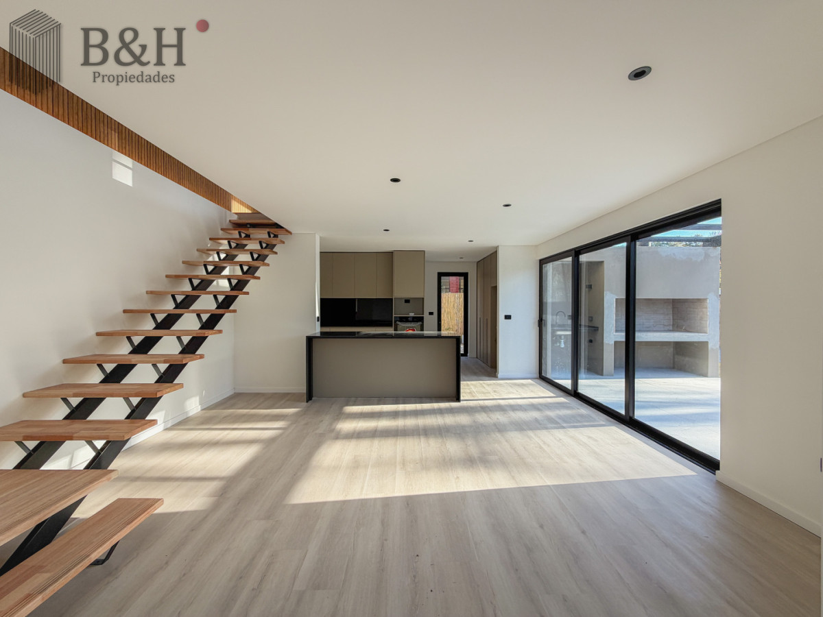 Casa ID.7030 - Casa a estrenar en Barrio Córdoba, 3 dormitorios