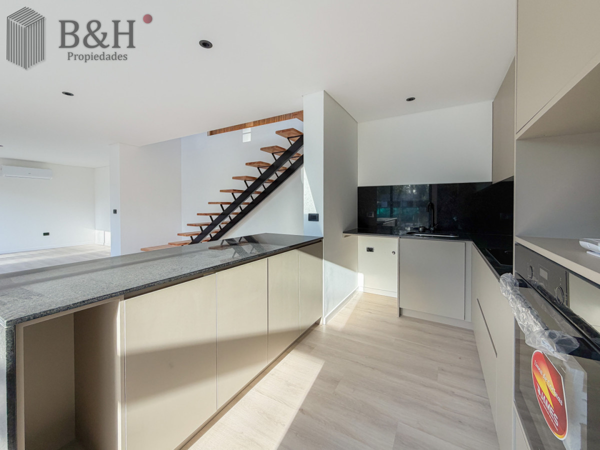 Casa ID.7030 - Casa a estrenar en Barrio Córdoba, 3 dormitorios