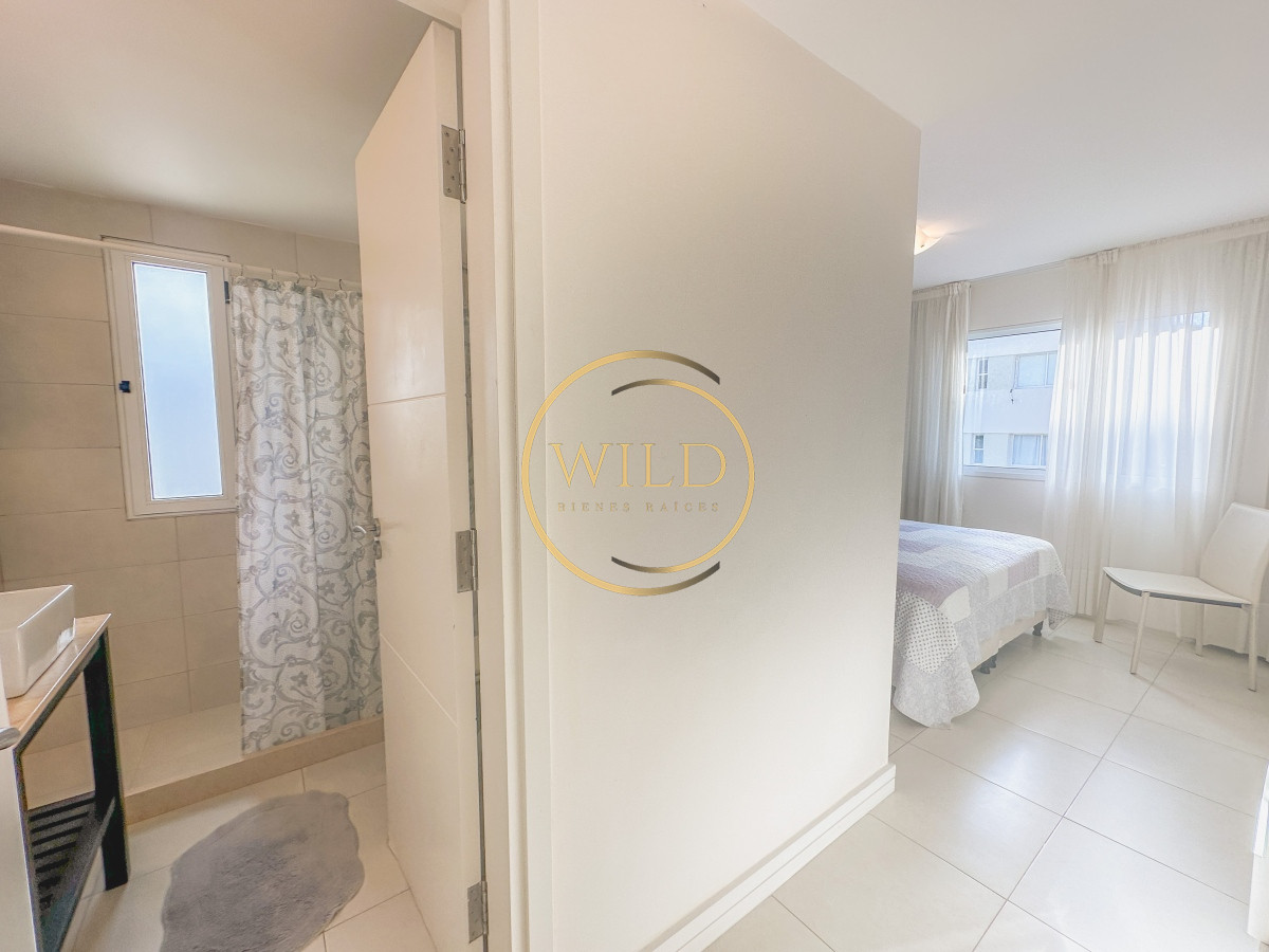 Apartamento ID.2274 - Peninsula, amplio y soleado apartamento de dos dormitorios