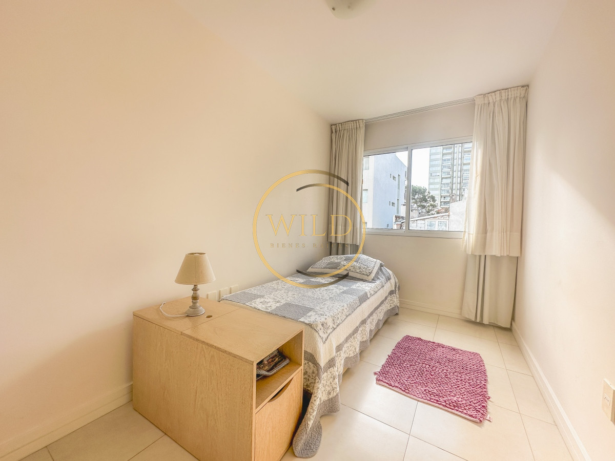 Apartamento ID.2274 - Peninsula, amplio y soleado apartamento de dos dormitorios